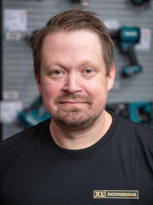 Porträttbild av Mattias Henriksson
